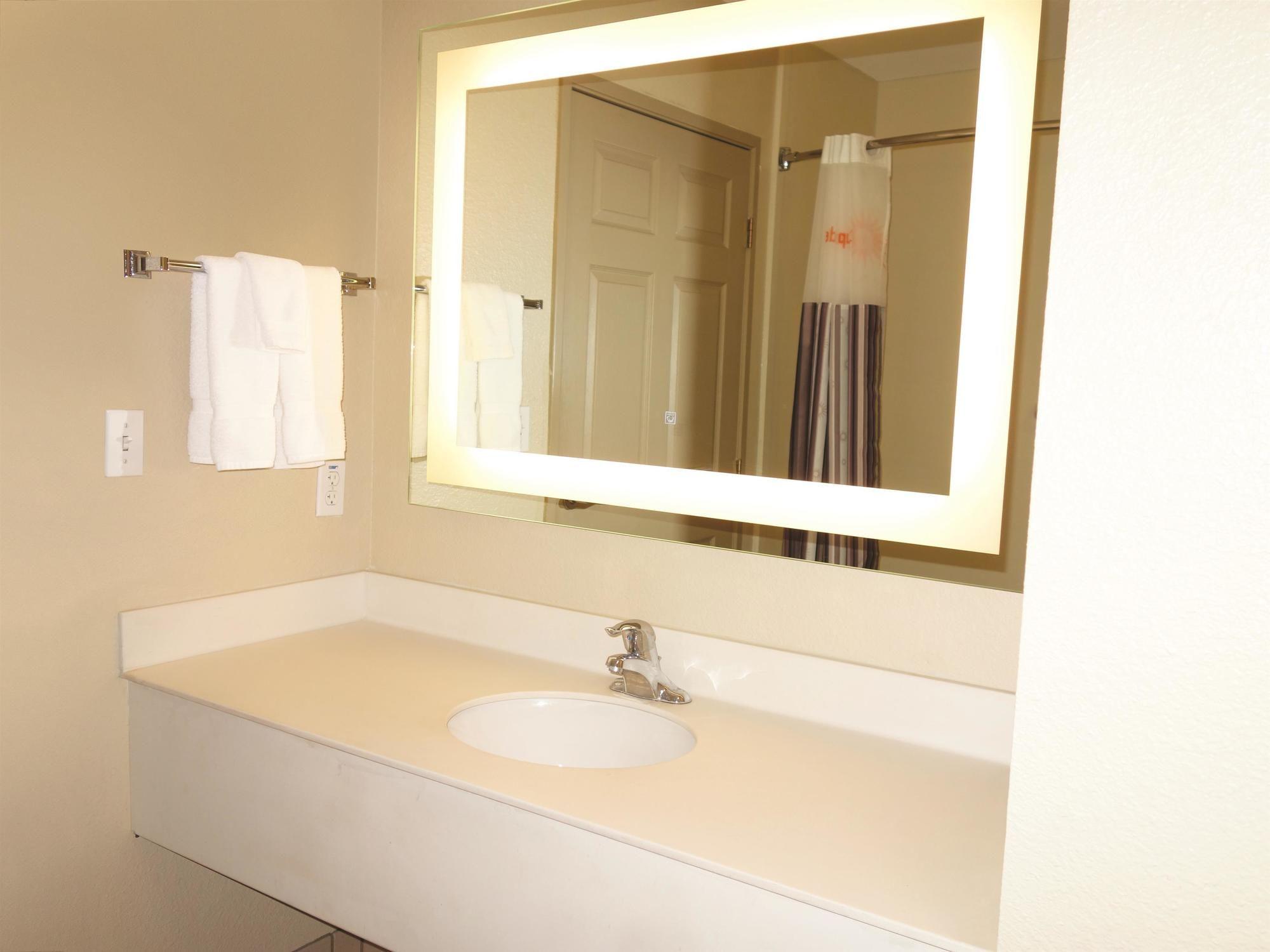 La Quinta By Wyndham Corpus Christi Northwest Hotel Екстериор снимка