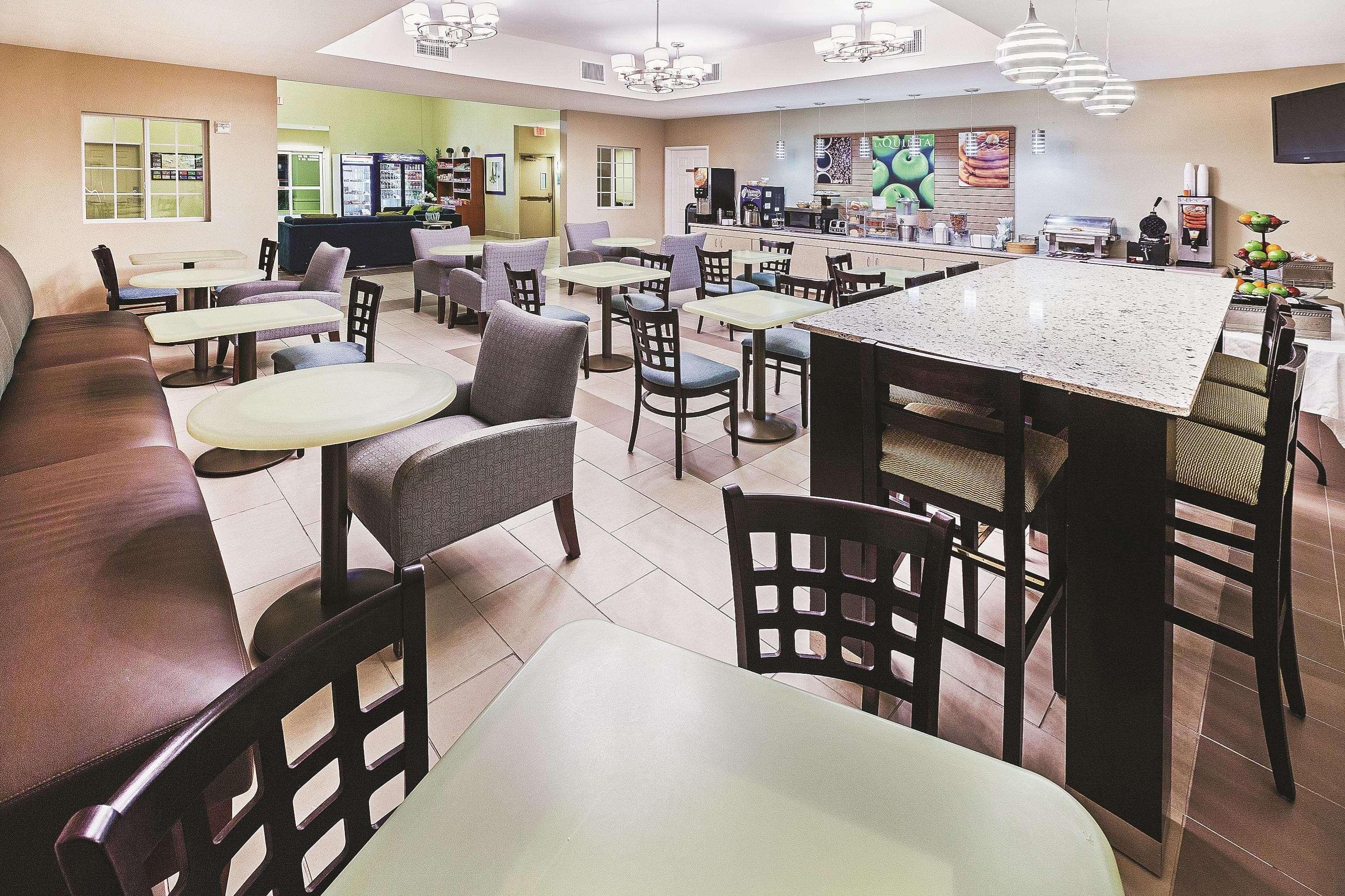 La Quinta By Wyndham Corpus Christi Northwest Hotel Екстериор снимка